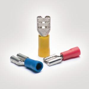 HFST06063 FEM 6.3 4-6MM2 – Terminal elétrico em cobre estanhado e PVC – AMARELO – 100Pcs – HELLERMANN