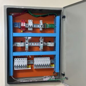 Painéis e Quadros Gerais de Baixa Tensão