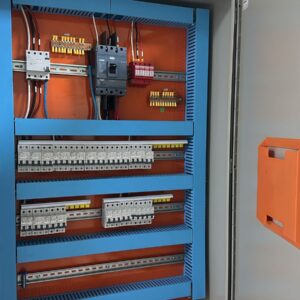 Painéis e Quadros Gerais de Baixa Tensão